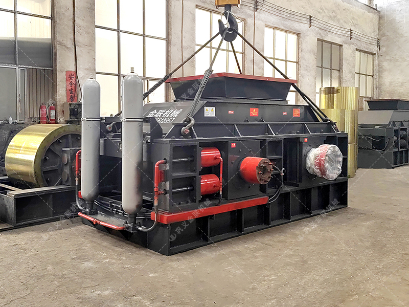 礦用液壓對輥制砂機如何實現(xiàn)砂石細碎與高產(chǎn)雙提升？